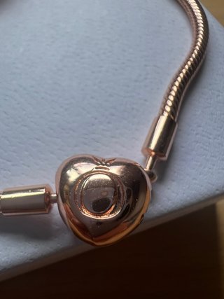 Pulsera Pandora Corazón con Charms