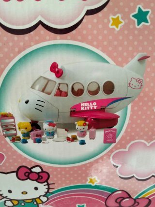 Avión Hello Kitty, con su caja y accesorios.