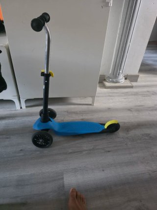 Patinete 3 Ruedas Azul y Amarillo