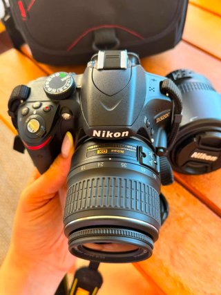 NIKON D3200
