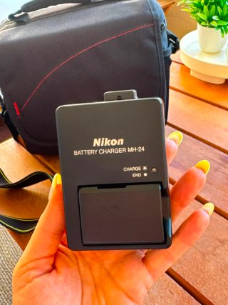 NIKON D3200