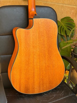 Guitarra Acústica OQAN