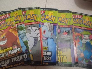 46 Revistas y guías Pokémon