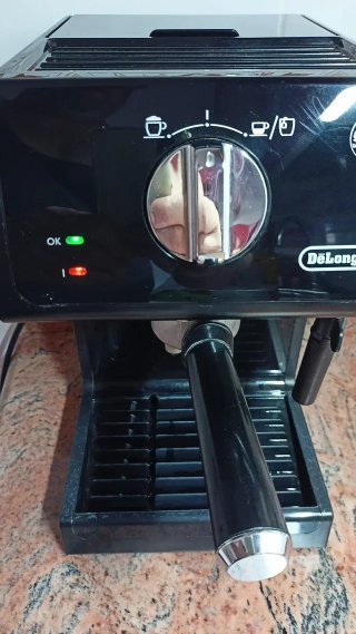 Cafetera Espresso Delonghi ECP32.21 Negra