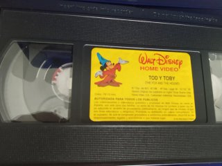 Película VHS Tod y Toby