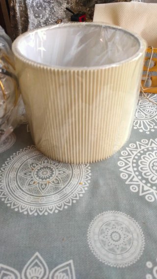 Lámpara de Mesa EDISHINE Dorada y Blanca