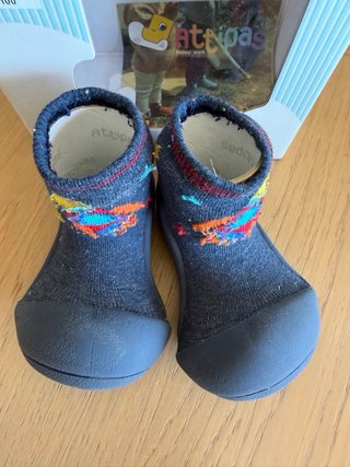 Zapatos Attipas Antideslizantes Talla - 116-125mm