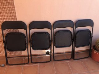 Sillas Plegables Negras (Set de 4)
