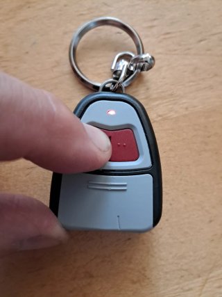 Mando Garaje Clemsa N2M Gris. Mutancode