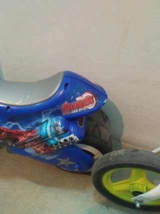 Moto y Bici sin Pedales Infantil Avengers