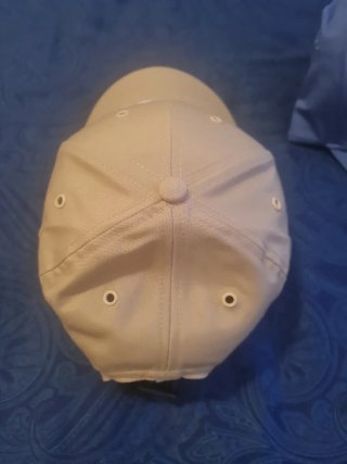 Gorras Tommy Hilfiger SIN ESTRENAR (Beige y Azul)