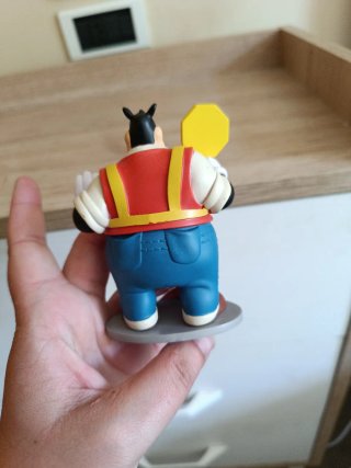 Figura Pete el Patoso con Señal