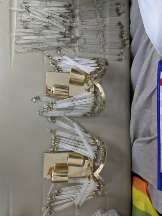 Lámpara de techo cristal y metal dorada