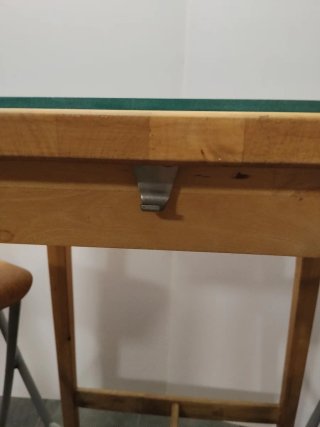 Mesa alta y 2 taburetes madera