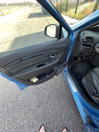 Renault Grand Scenic 2012