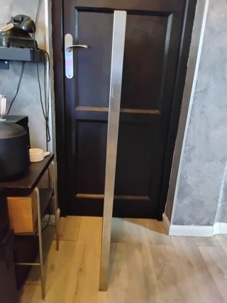 Tavola da tavolo in acciaio argentato