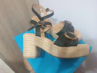 Sandalias Mustang talla 37