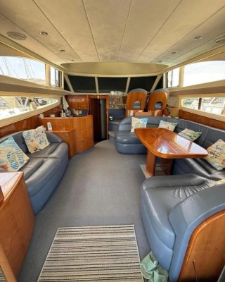 PRINCESS 50 FLY – SUBASTA ABIERTA Leer abajo
