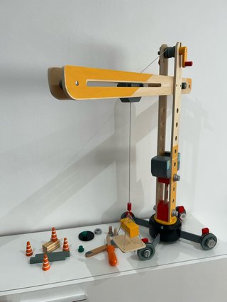 Grúa de juguete de madera Janod