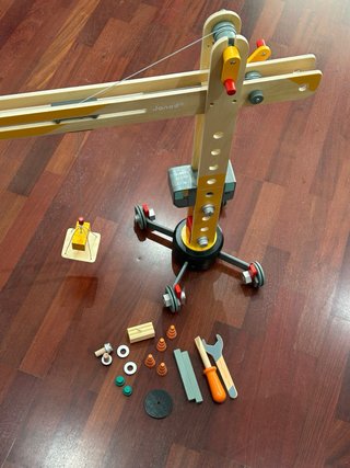 Grúa de juguete de madera Janod