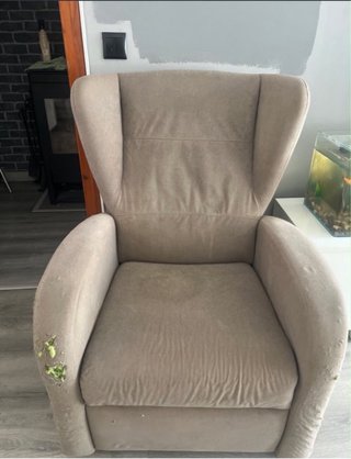 Se regala Butaca reclinable beige con reposapié