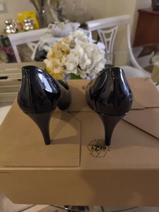Zapatos de charol negro tacón alto T39
