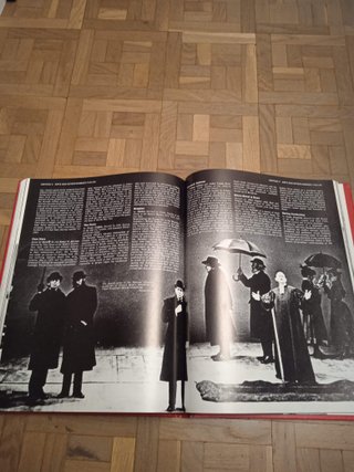 Enciclopedia The New Caxton Encyclopedia (Inglés)