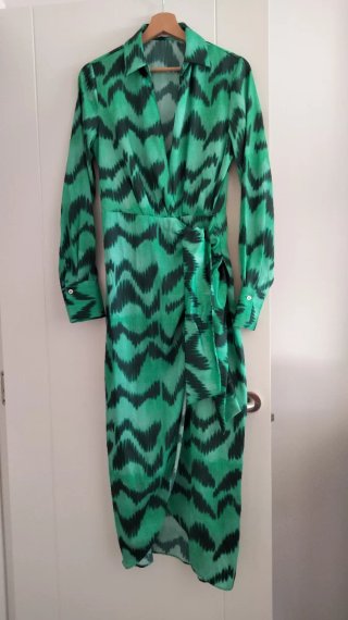 Vestido Mango verde y negro estampado