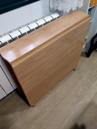 Mesa extensible cocina madera y metal