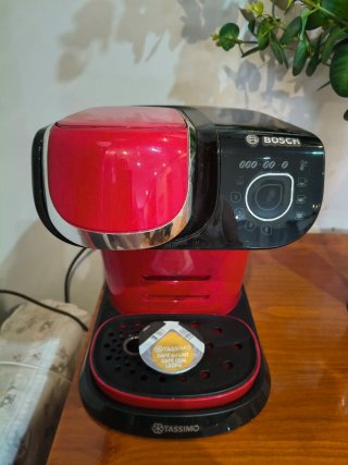 Cafetera Bosch Tassimo Roja