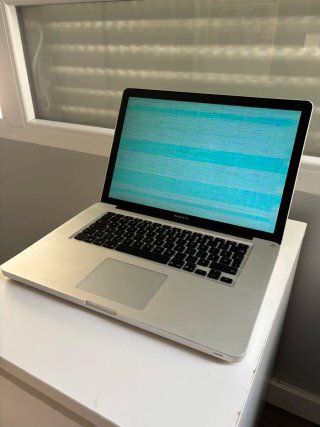 MacBook Pro 15" (A1286) | Para Piezas o Reparar