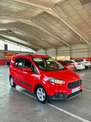 Ford Transit Courier 2020