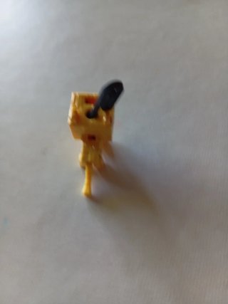 Muñeco Minecraft Amarillo