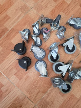 Ruedas giratorias para muebles (varias)