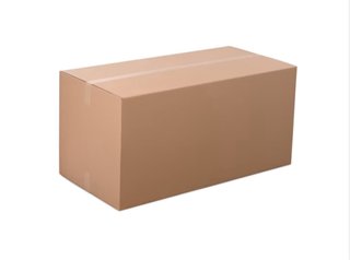 Caja con ropa de niño.