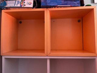 Estantería Cubo Eket Ikea color Salmón.