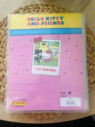 Álbum de cartas Hello Kitty and Friends - ES