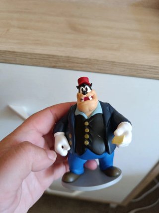 Figura de Pete el Patoso