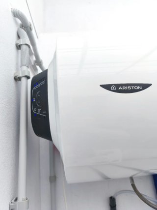 Termo Eléctrico Ariston 100L Blanco Eco Pro