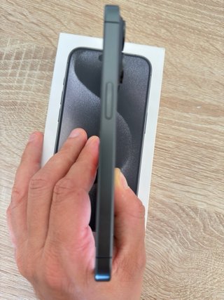 iPhone 15 Pro 256GB Titanio