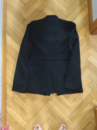 Cazadora de paño negra