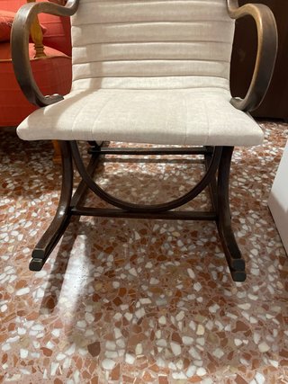 Sillón Mecedora Antiguo Tapizado Beige