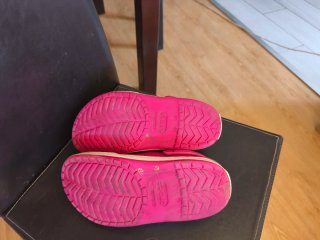 Crocs Fucsia Talla 7