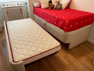 Doble cama 1.90x1.90 con canapé