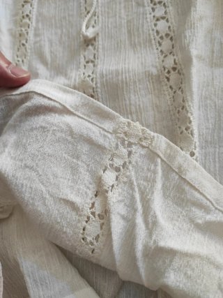 Blusa blanca mujer antigua