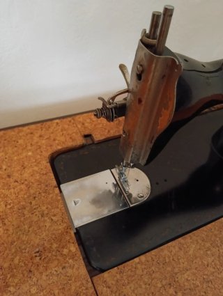 Máquina de coser Alfa