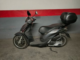 Piaggio LibertyS 125cc Negra/Gris