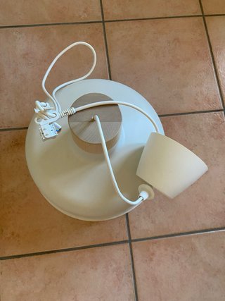 Lampadario Ikea bianco legno