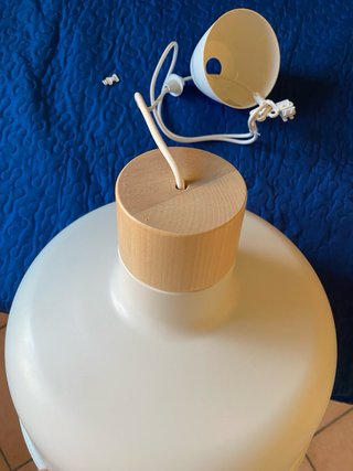 Lampadario Ikea bianco legno