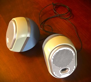 Altavoces Philips Retro SBC BP019/00